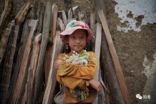 走下悬崖村的孩子：新家是我去过最远的地方