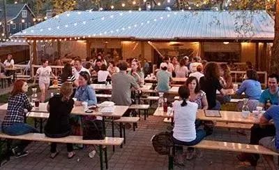 宝山允许摆摊的地方在哪里,宝山营业到凌晨的夜市