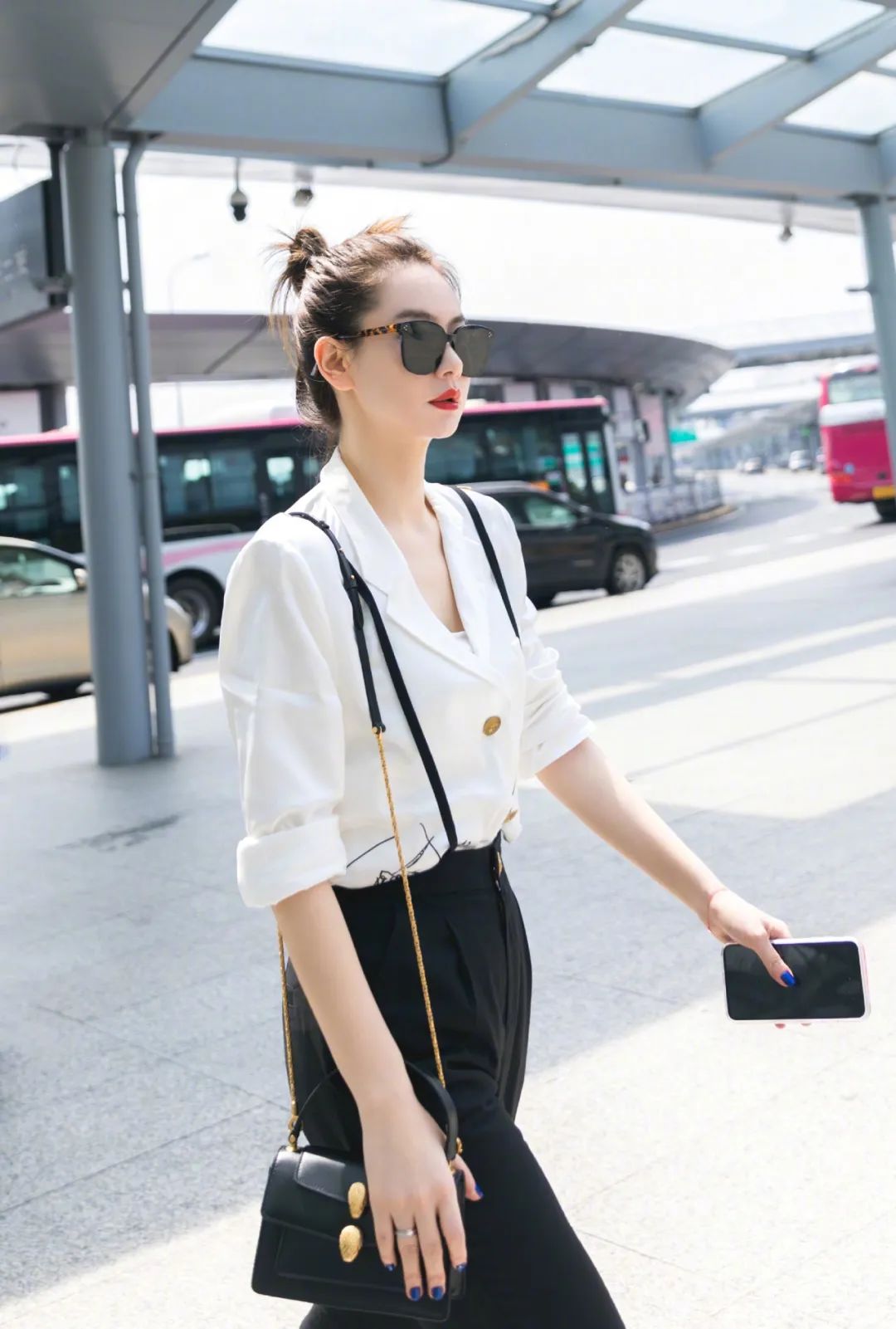 不仅只有少女感！原来背带裤也有两幅面孔？