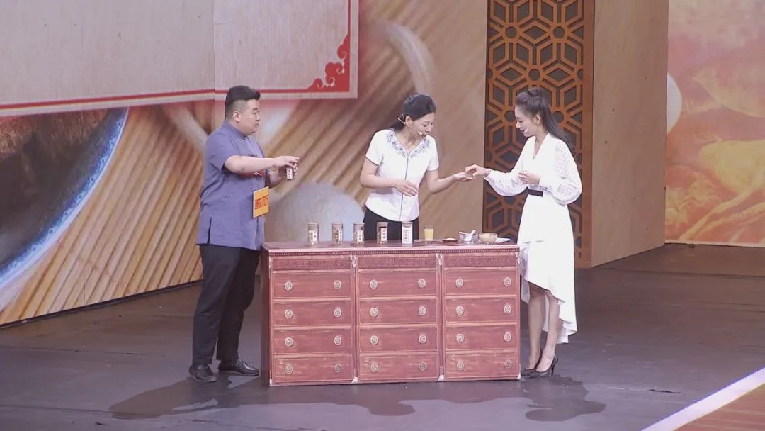 养生堂名医名方全集视频,北京卫视养生堂讲醒脾开胃脐疗方