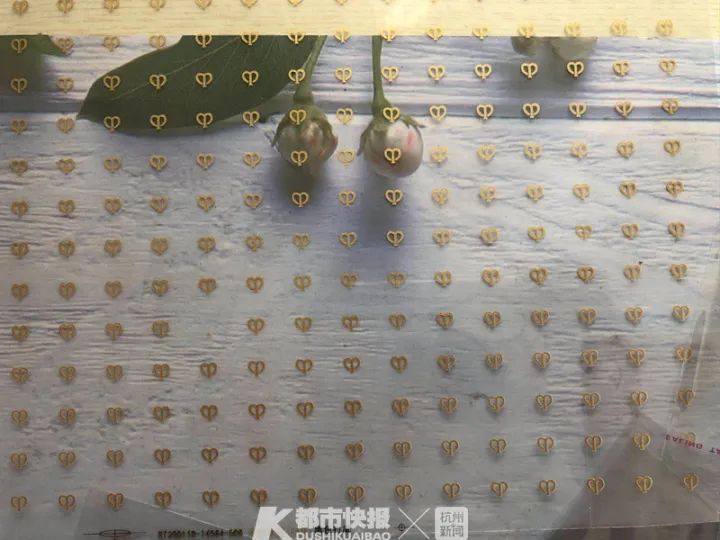 cpb纪梵希粉底,真假纪梵希粉扑