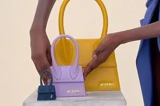 周雨彤泪沟神器,周雨彤的泪沟神器