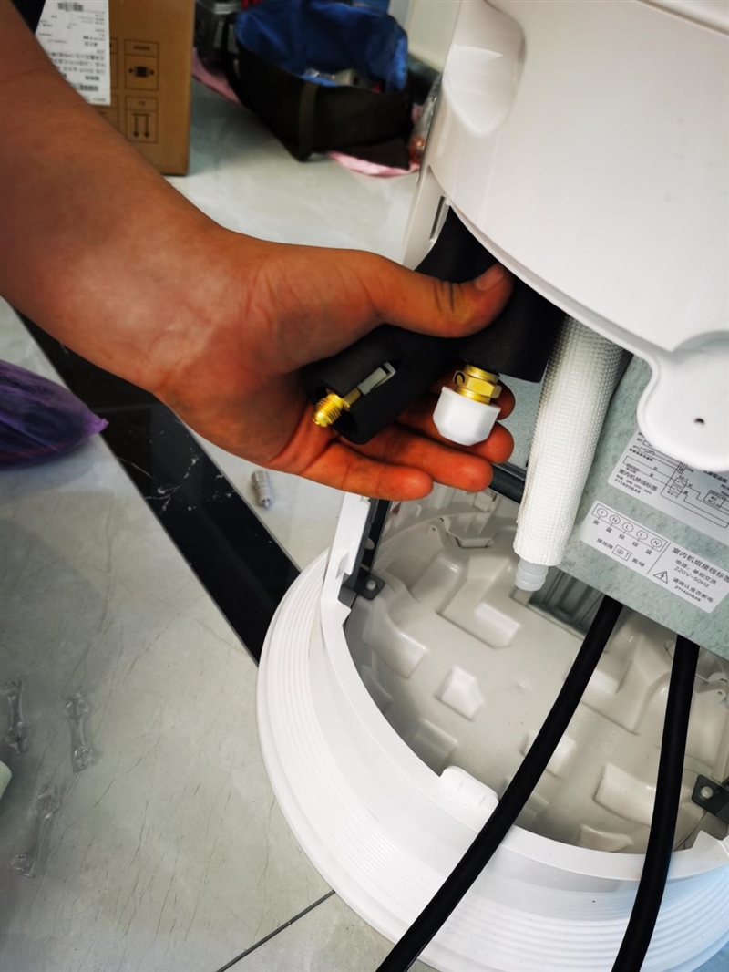 躺在沙发上吹着自然风,小米空调新风自然风柔风