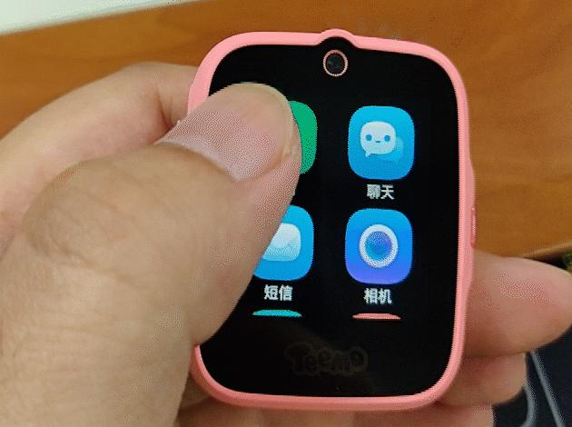 糖猫智能儿童电话手表视频,糖猫teemo搜狗智能机器人r1