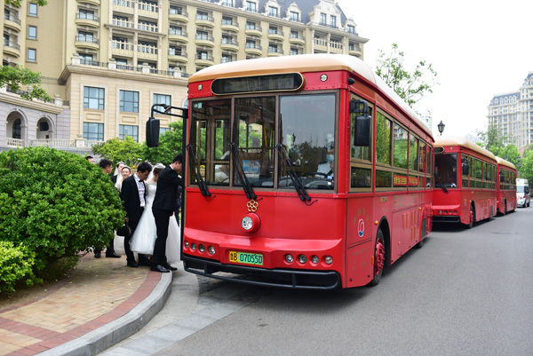 最美情缘婚礼红色衣服,最美情缘军婚婚礼现场