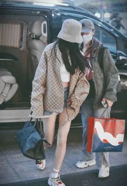 曾经被刷屏的美女,被抖音刷屏的女人后续