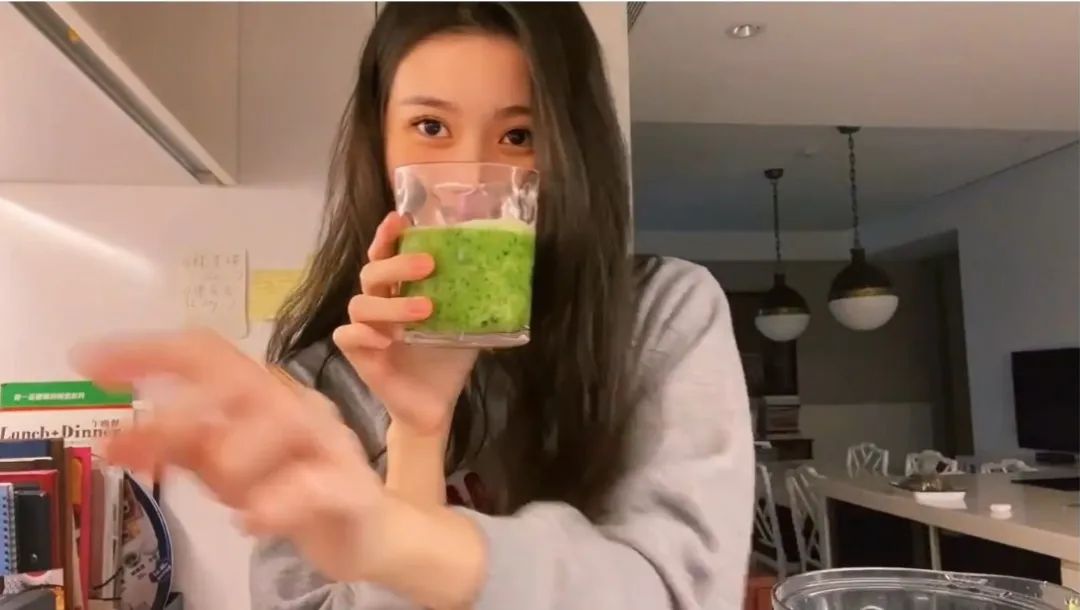 台湾第一名媛怎么被拉下神坛,台湾第一名媛女孩