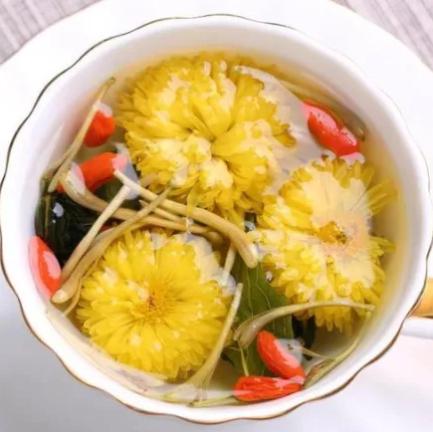 深夜通报!新增1例,为酒店帮厨人员,14天内无外出史;拿规划中的地铁打广告,郑州一开发商被罚50万一审开庭丨大河早新闻(语音版)