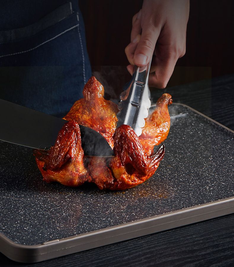 2亿细菌藏身菜板，99%抗菌的变态菜板，不发霉，磨刀磨蒜样样能行