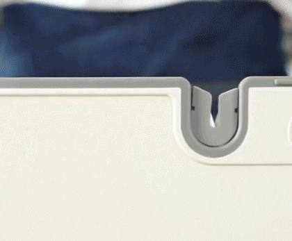 2亿细菌藏身菜板，99%抗菌的变态菜板，不发霉，磨刀磨蒜样样能行