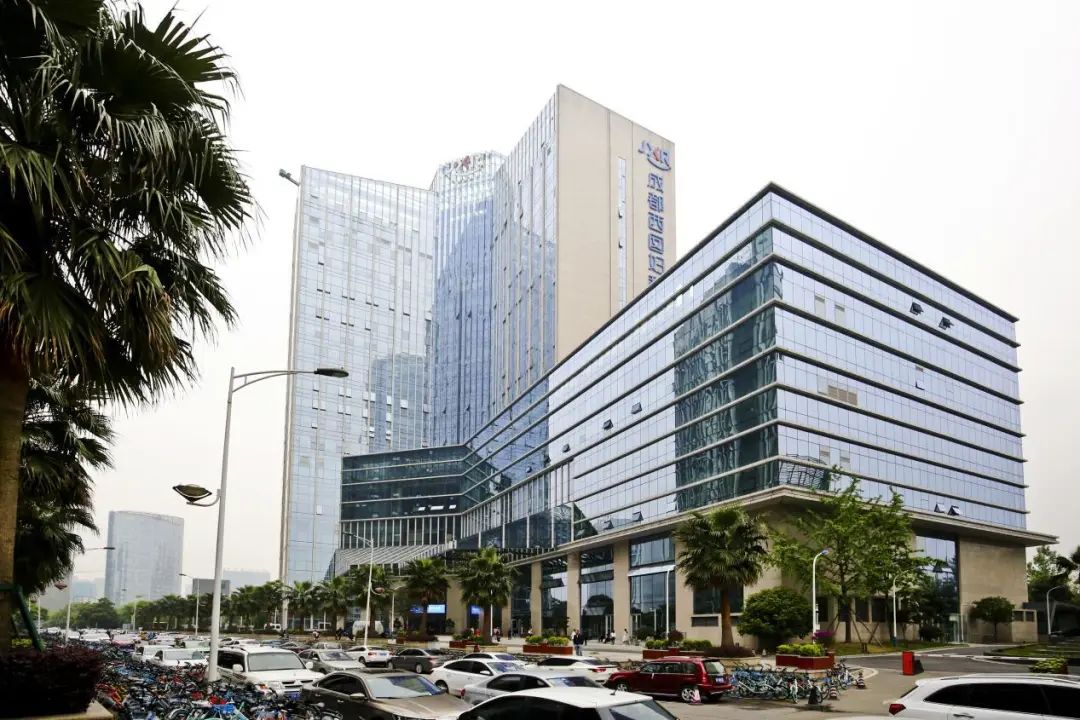 颠覆人心图片,打破女性刻板印象图片素材