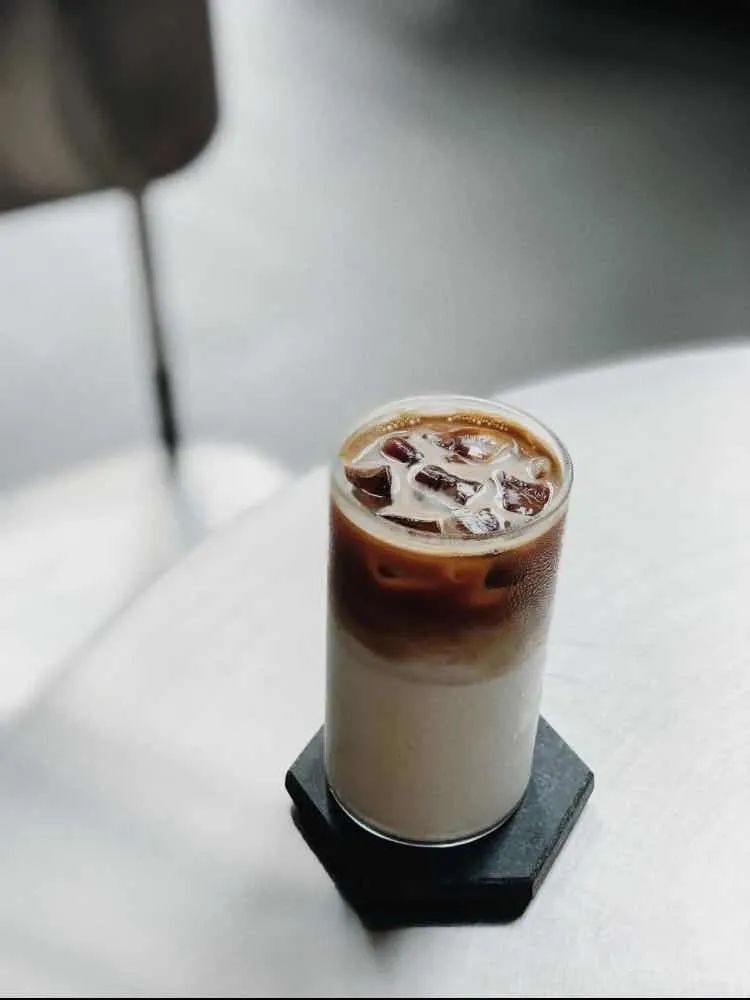 咖啡9.9元一杯,独立速溶纯黑咖啡