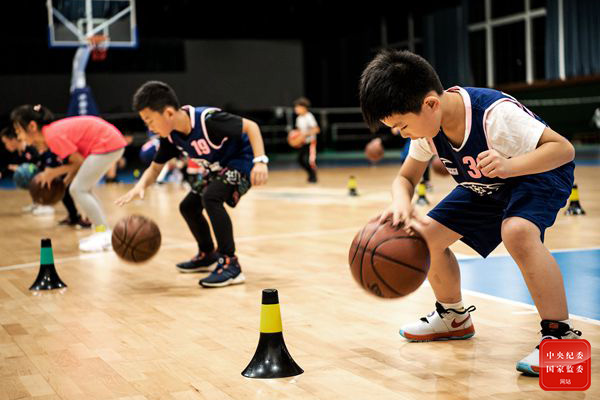 怎么保持镜头的流畅性,保持手机镜头稳定