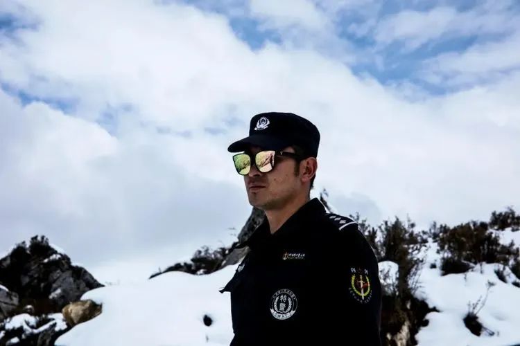 他们不是山神，却是虫草山上的守护神！