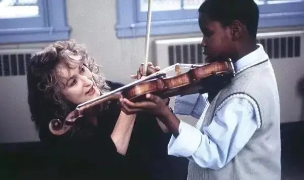 二十部优秀教师电影,5部电影带你重温经典教师形象