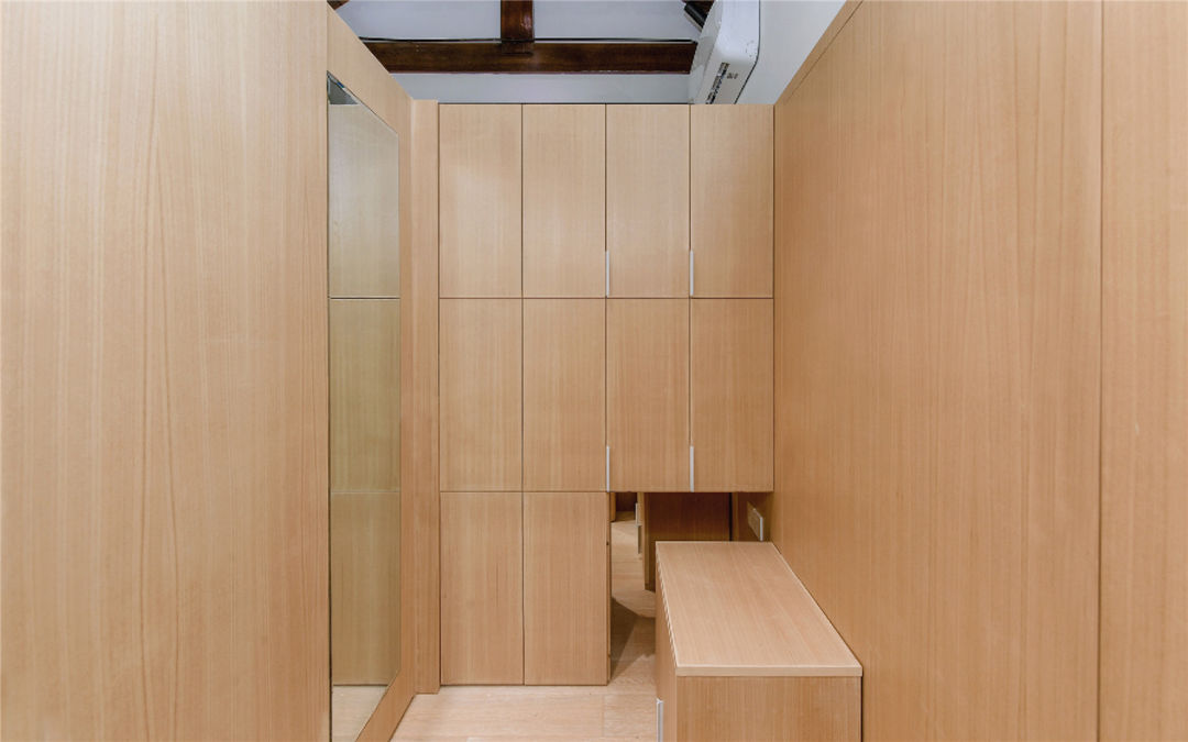 西湖边有汉服体验店吗,西湖旁边的汉服体验馆在哪