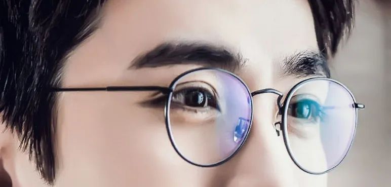 快用完的睫毛膏如何拯救,睫毛增长液告别假睫毛