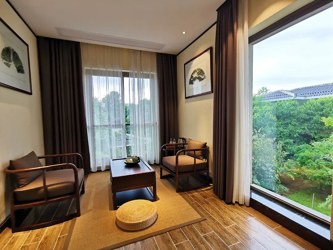 比买一送一还划算，全年不涨价！享山水画里329㎡双卧别墅，玩皮划艇漂流