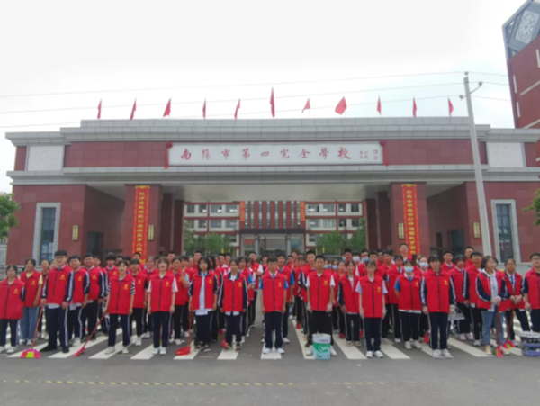 美化环境志愿者,美化校园志愿者