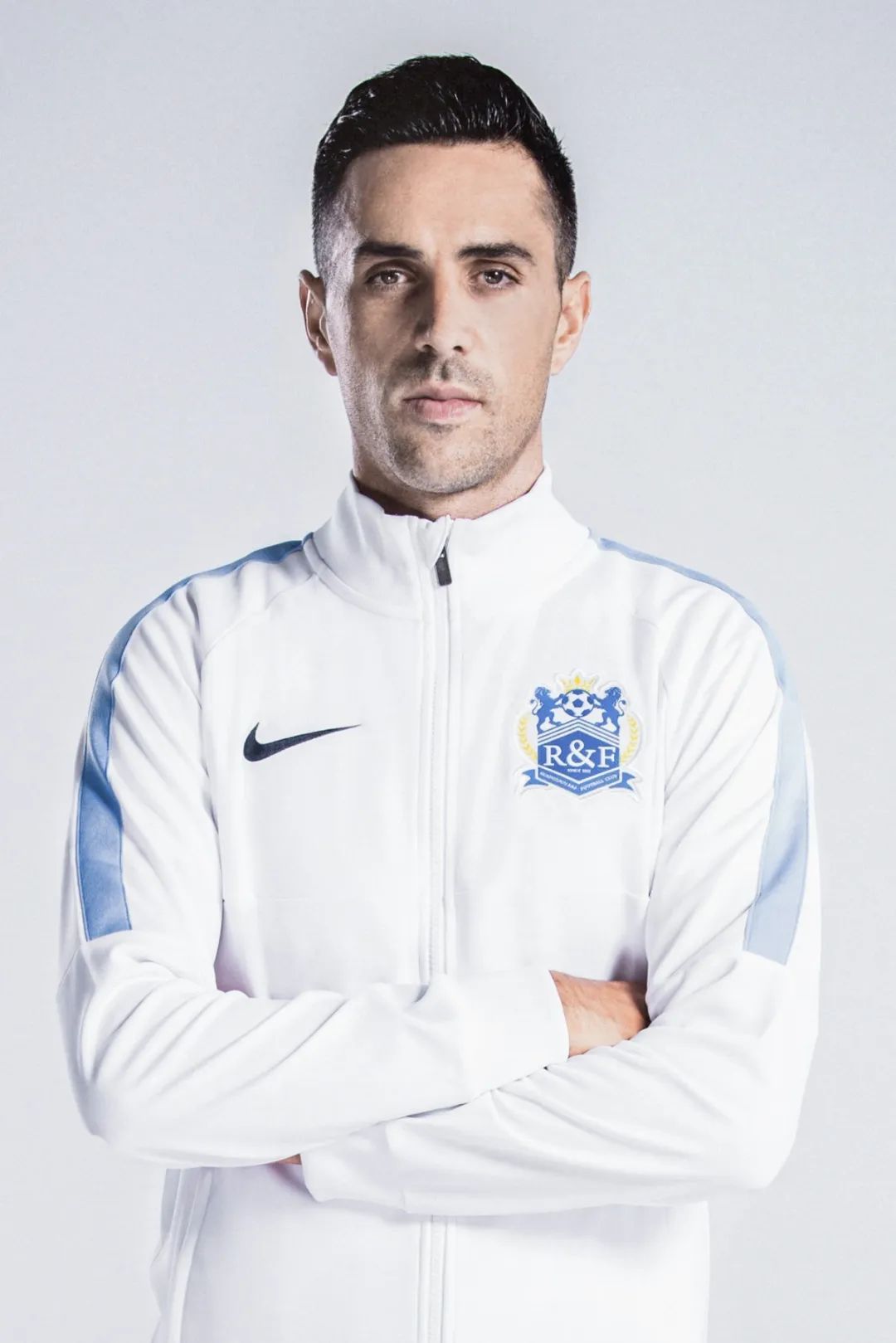 我们的全家福来啦!还有帅气的定妆照