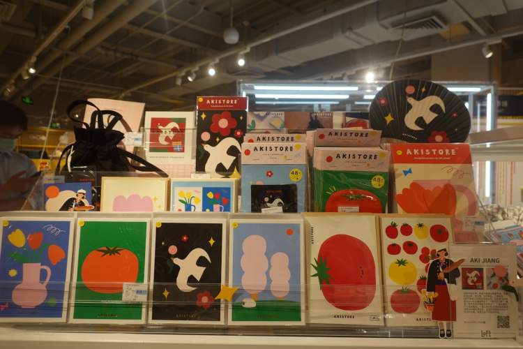 “杂货控的天堂”LoFt今天开业，排队排到弄堂去……神奇