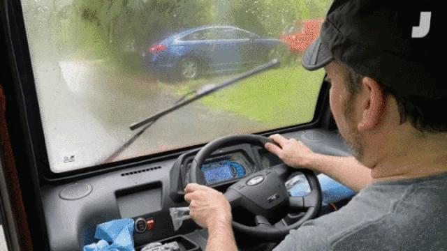 老外买世界上最便宜的车,老外购买世界上最便宜的车