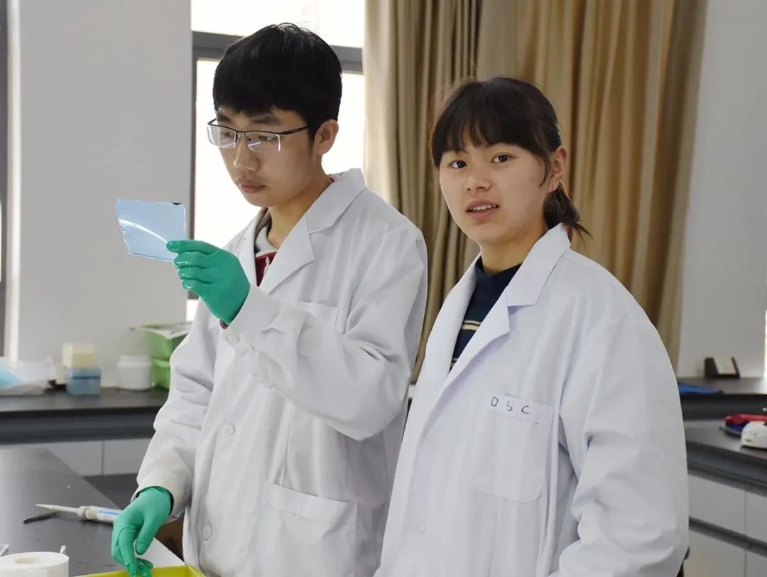 湖北医药学院有单招吗,湖北医药学院报名需要什么