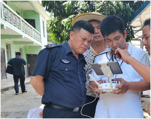 致敬八一的红与绿,致敬八一从橄榄绿到警营蓝