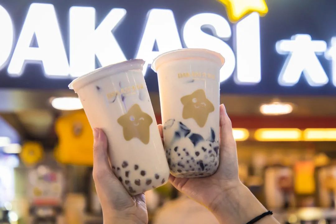 閫傚悎瀛︽牎闂ㄥ彛鐨勫ザ鑼跺簵,瀛︽牎闂ㄥ彛甯歌鐨勫ザ鑼跺簵