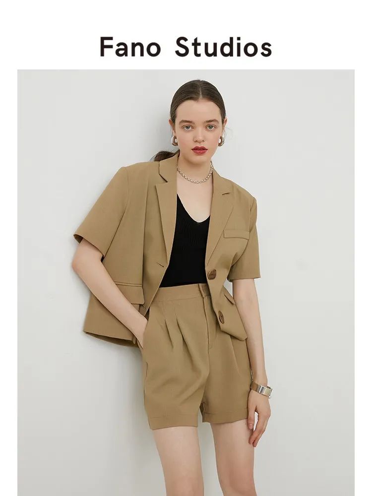 讲时尚穿搭,讲穿搭轻奢