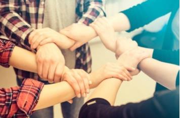 践行公益温暖有光体彩实体店内涵更丰富功能更多元