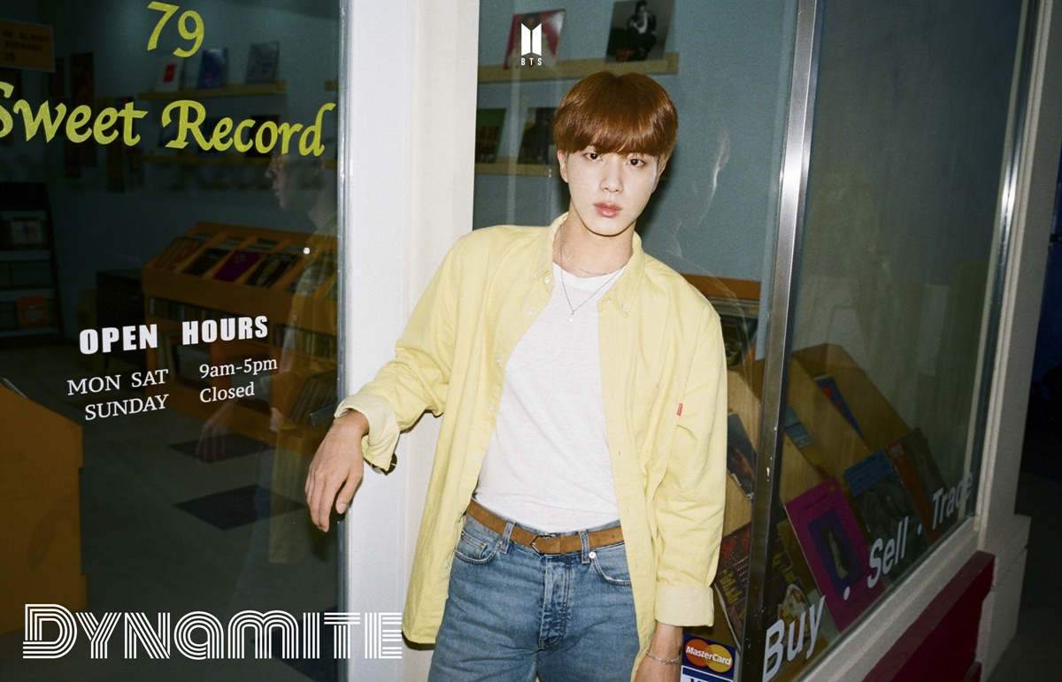 200822防弹少年团将于24日发行《Dynamite》Remix版本，个性十足的追加预告照公开