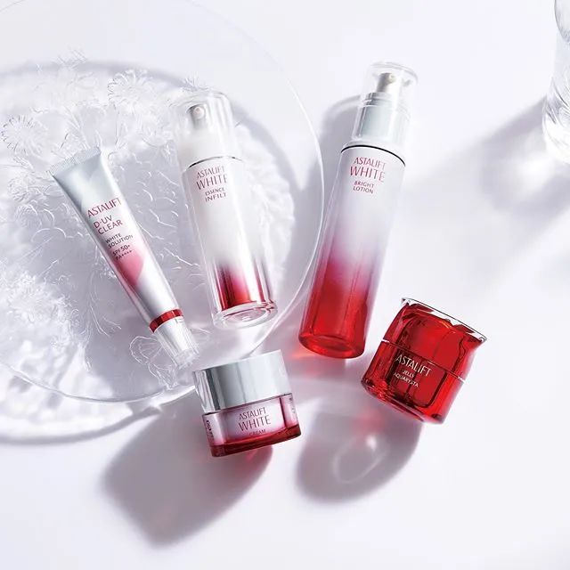 养乐多新出的护肤品好用吗,喝了10年的养乐多