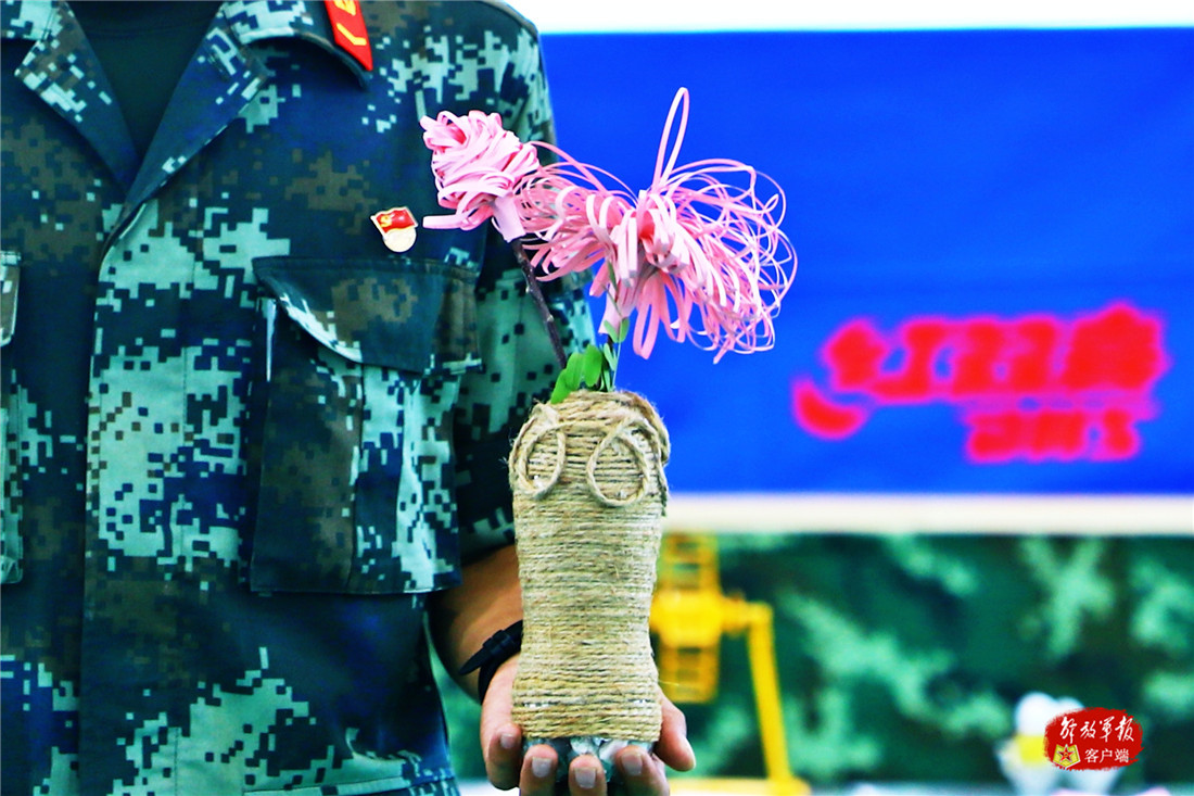 兵哥哥创意礼物,部队墙上的手工艺品
