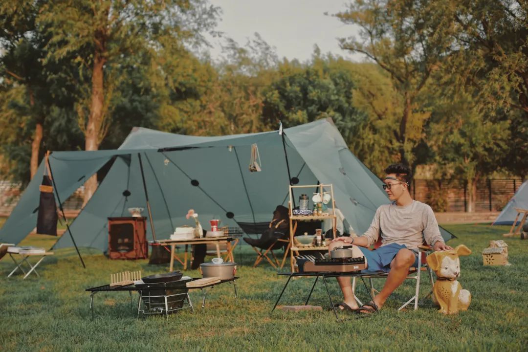 让我们一起去露营一起快乐,与你一起去露营