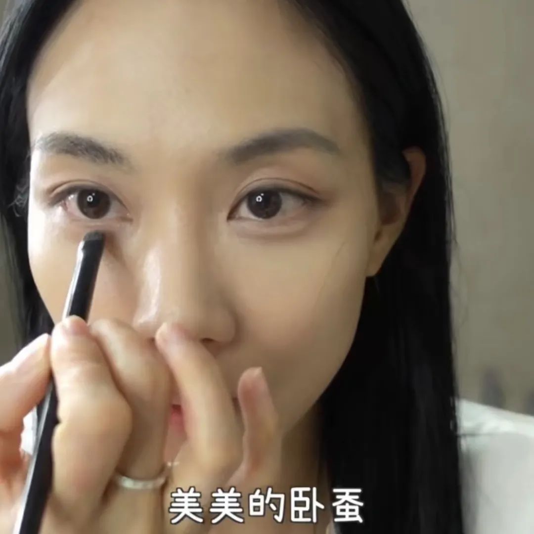 新晋人间种草机王霏霏