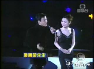 你手中拿着的不是可乐，而是一部近代音乐流行史