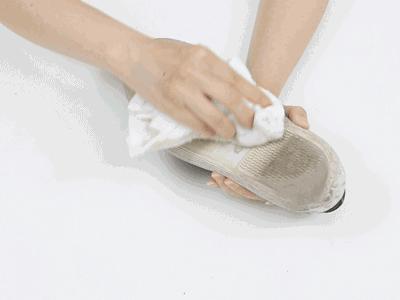 鞋底瑕疵脏了怎么擦,鞋底的脏垢怎么清理