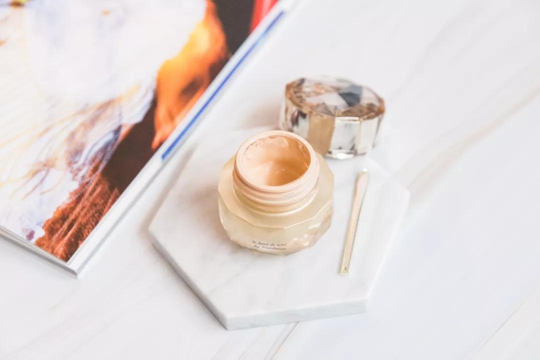 终于整理好了一套全面的化妆资料,初学者必买彩妆清单推荐