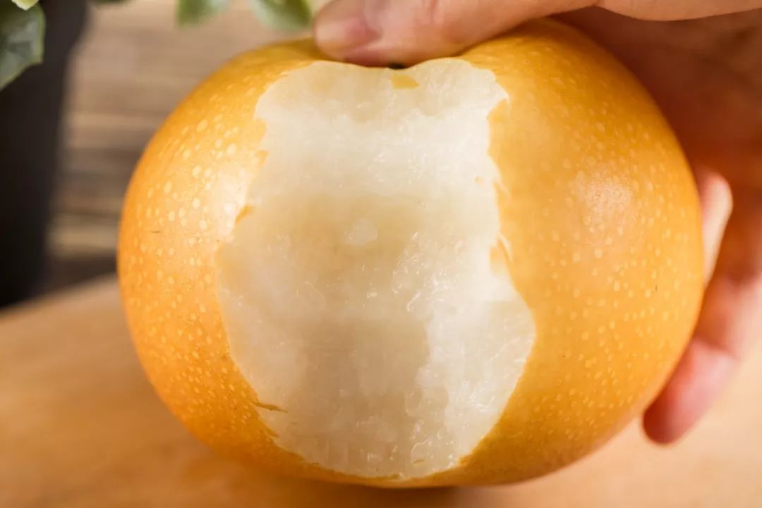 蜜汁秋月梨,冰糖秋月梨脆甜