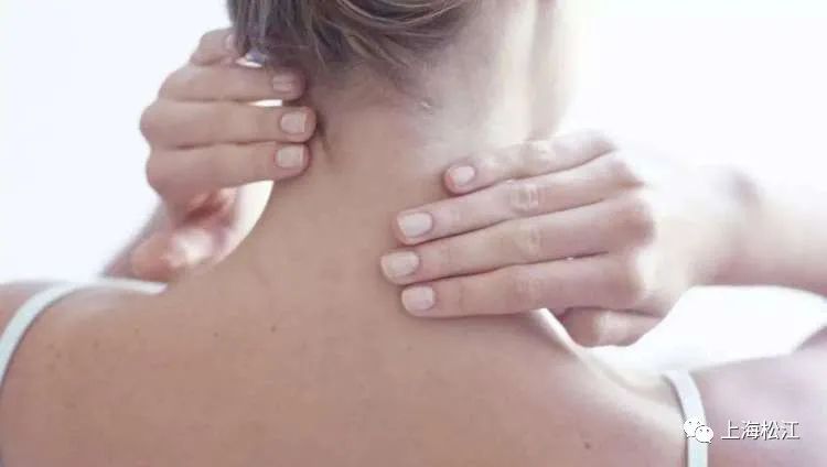 治疗颈椎病的枕头怎么枕最合适,选对枕头预防颈椎病