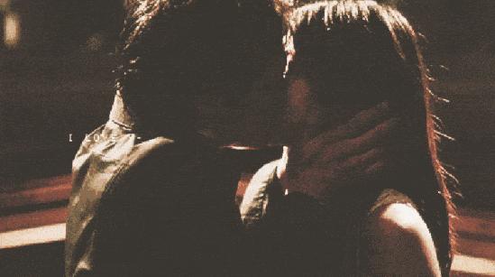 感觉嘴里有股肠胃的臭味,肠胃有一股腐臭味怎么回事