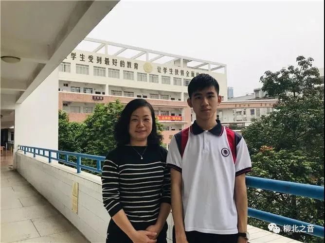 【赞】小伙伴们，你家学弟又拿奖啦！第十五中学连续两届获“市长奖”~