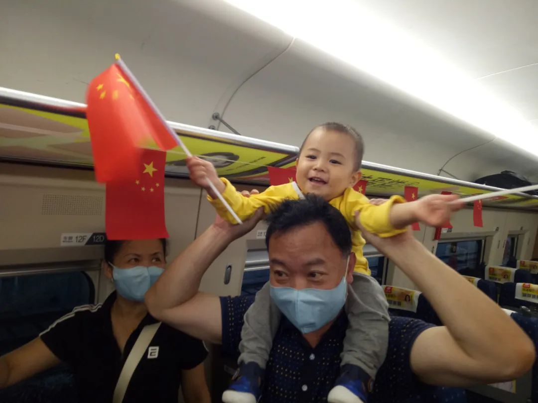 今天福州出发的这趟列车上,竟有这么多故事