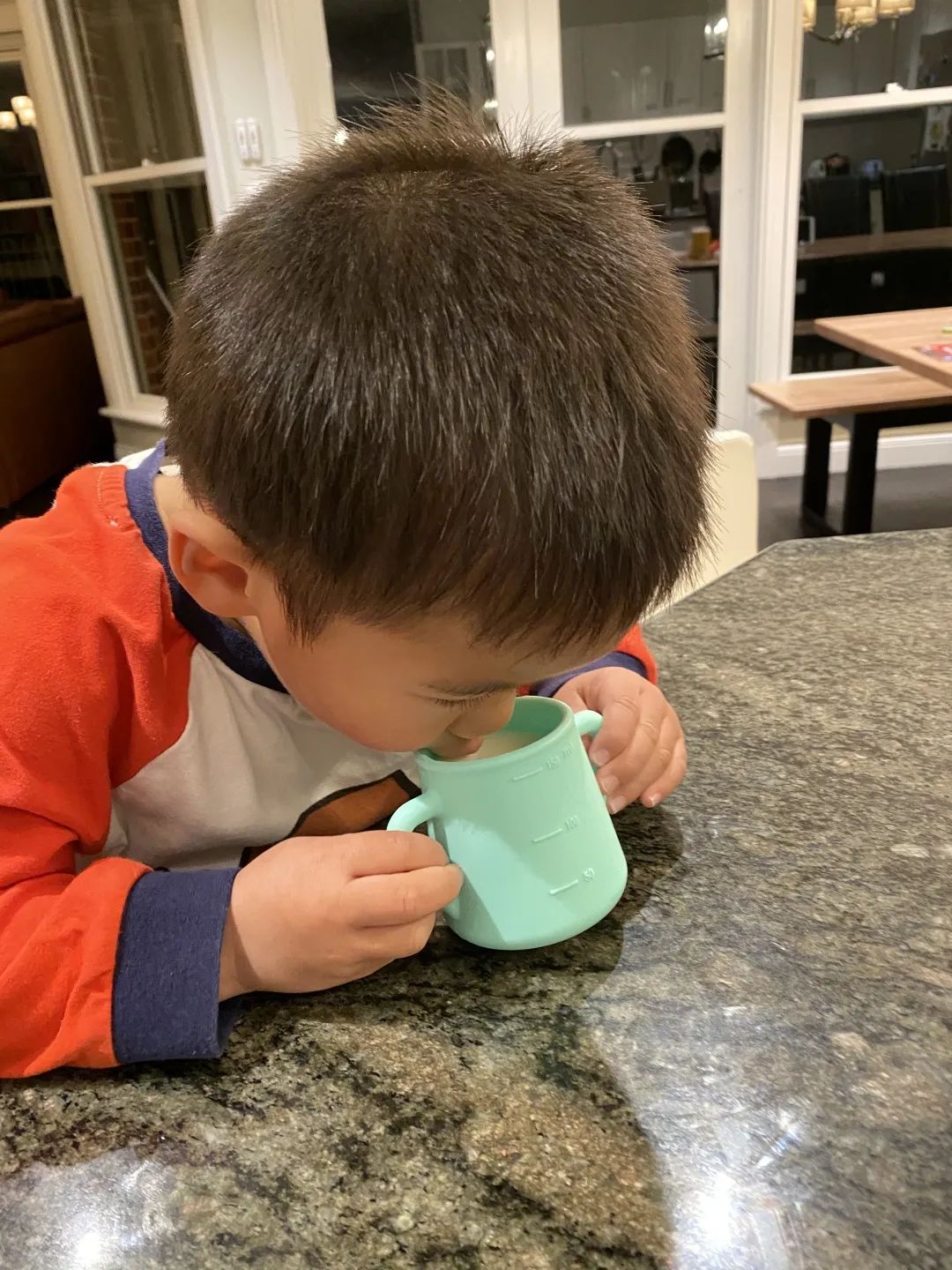 纯钛水杯与304水杯优缺点,儿童水杯优点