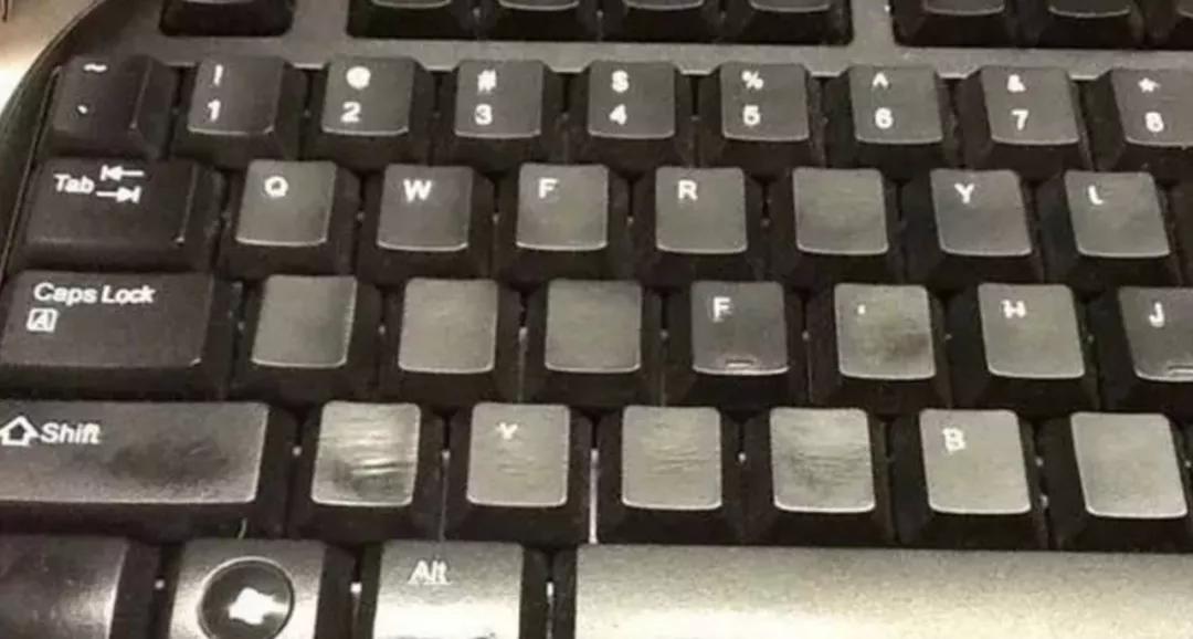 宅男“奢侈品”，一颗键帽十万刀