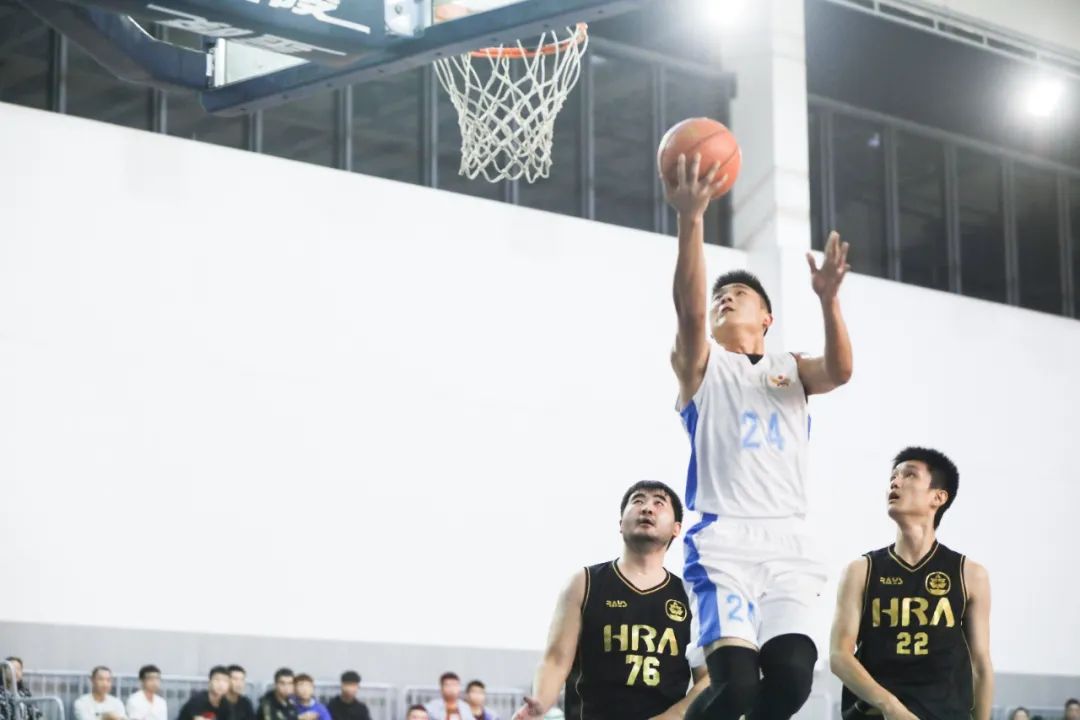 篮球有关的美文,有关篮球与青春的诗