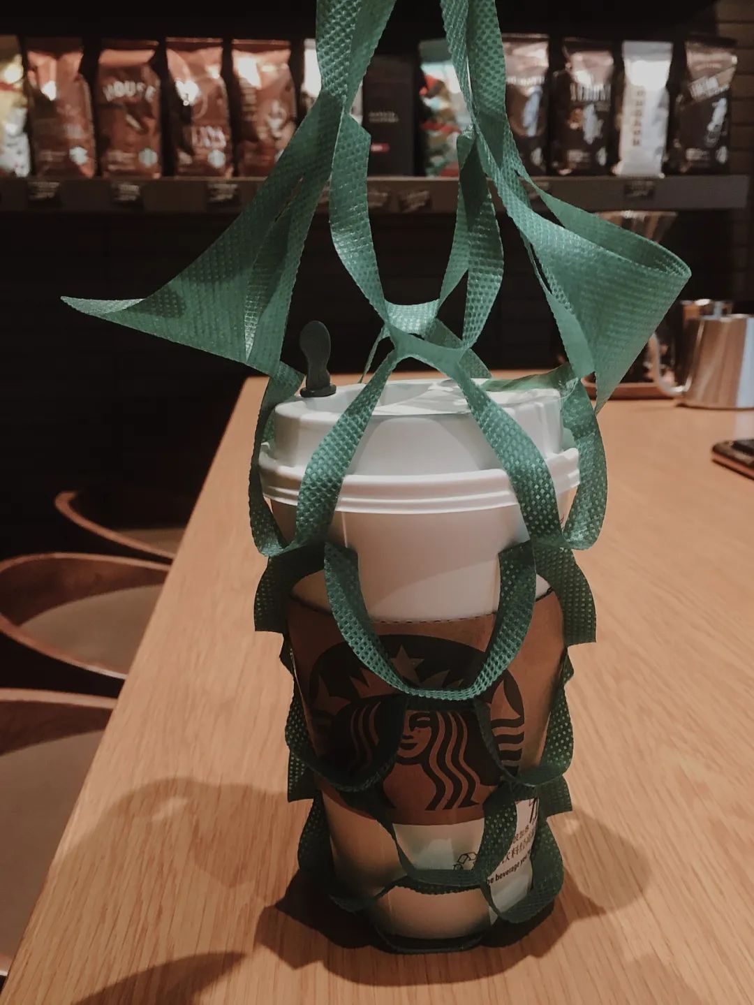 三天打鱼两天晒网｜八戒的珍珠汗衫又在时尚圈翻红了