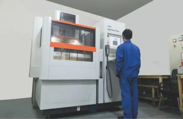 灏忓井浼佷笟鎴峰鎴愰暱鏁呬簨,灏忓井浼佷笟鎴愰暱鏁呬簨澶у叏