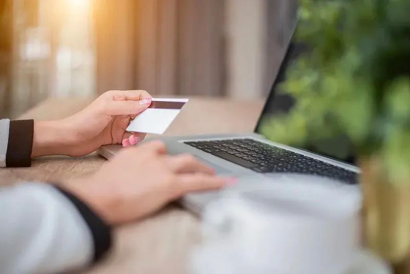 办理留学回国人员证明超详细指南,归国留学证明取消了吗